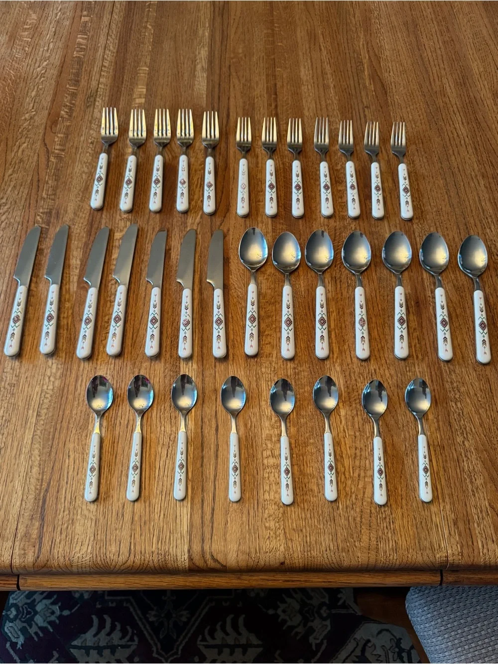 Vintage Studio Nova Palm Desert Flatware Set | 34 Pc Southwestern Geometric